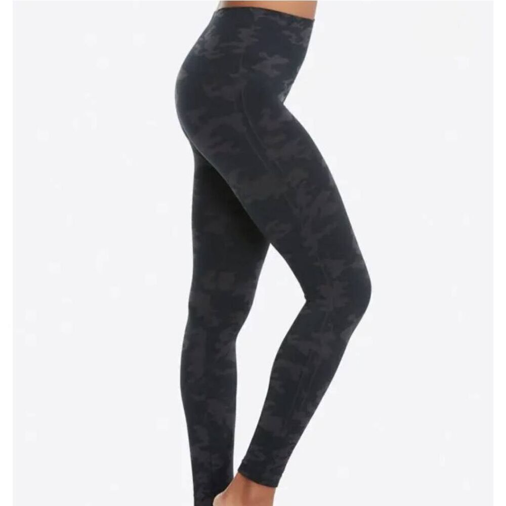 Spanx Look At Me Now Camo Leggings
